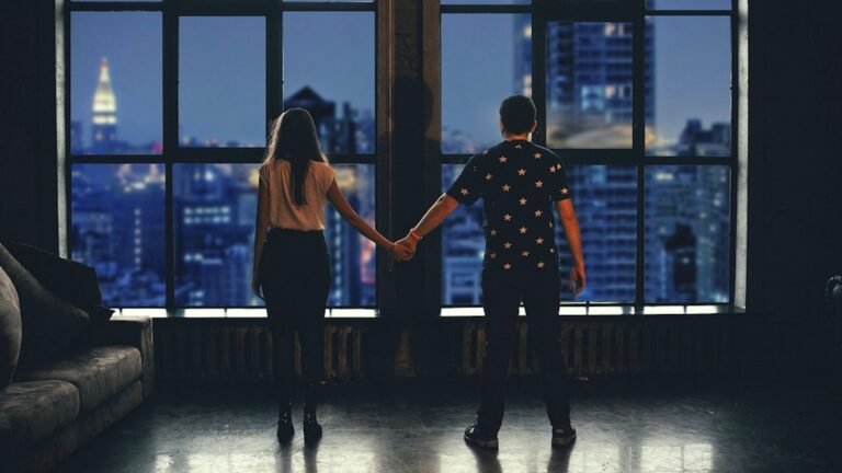 4 Signos Que Indican Que Tu Pareja Puede Estar Alejándose