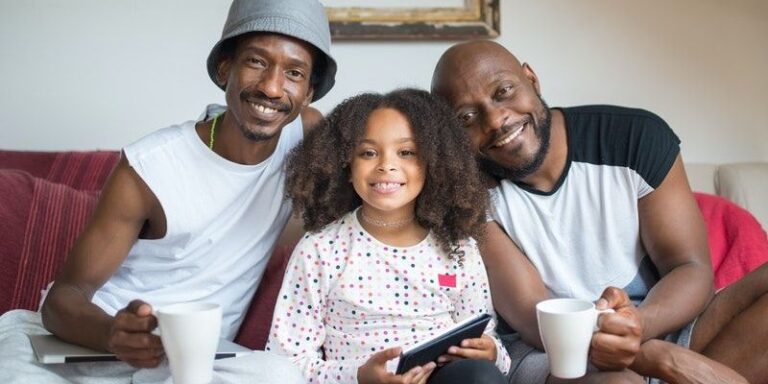 Terapia familiar boweniana: Mejora dinámicas familiares/pareja