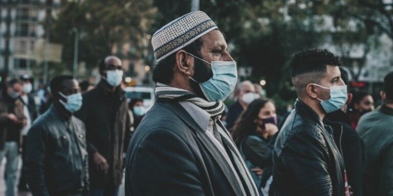 Psicología Comunitaria: Participación y Bienestar Social