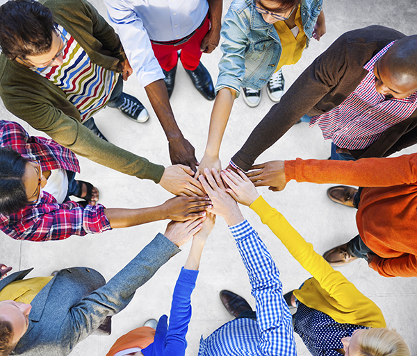 Círculos de amigos: cómo la cultura y sociedad los moldean
