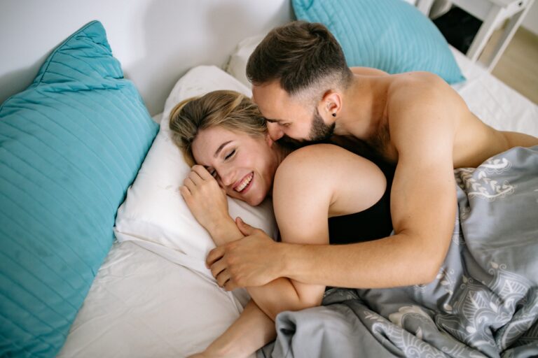 Cómo compartir la cama felices y en armonía con tu esposa