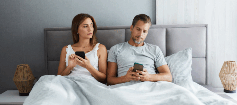 Cómo reconocer señales de infidelidad emocional en un hombre