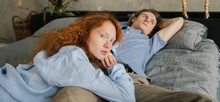 Cuáles son algunos ejemplos de casos de delirio erotomaníaco
