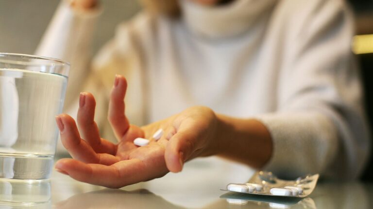 De qué trata Más Allá de la Teoría del Desequilibrio Químico