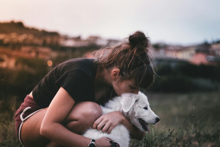 El beso del perro: Significa amor o solo curiosidad