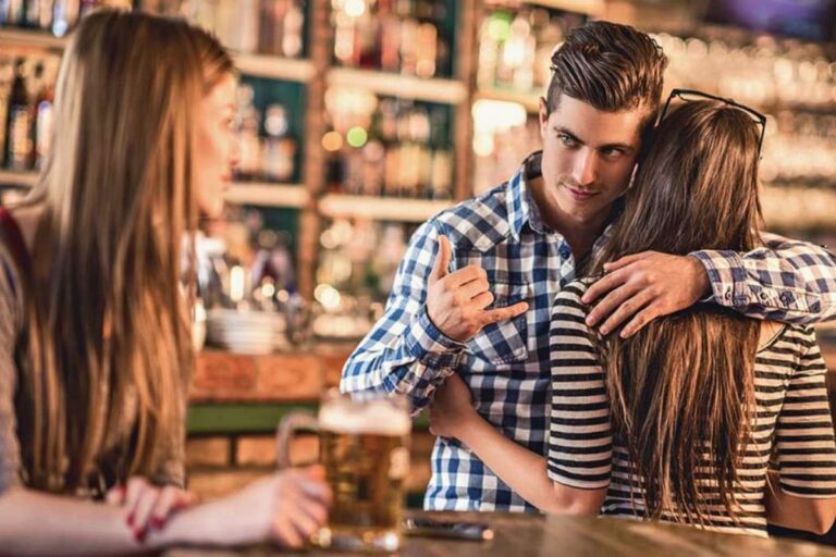 Mujeres con hombres casados: Por qué son tan atractivos