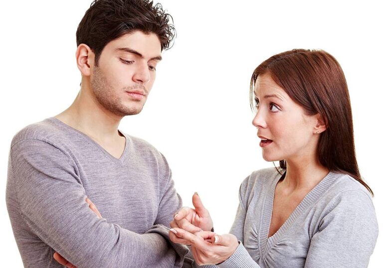 Por qué mi pareja se cierra en nuestras discusiones