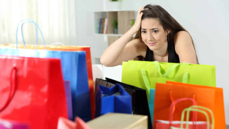 Qué patrones siguen los compradores compulsivos en sus compras